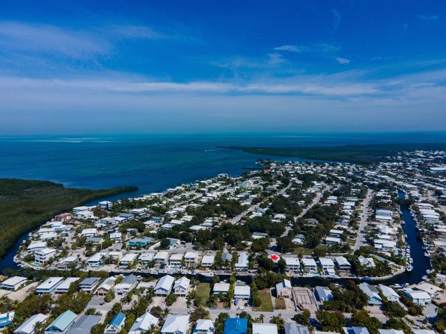 S 282 Coconut Palm Boulevard, Plantation Key, FL 33070