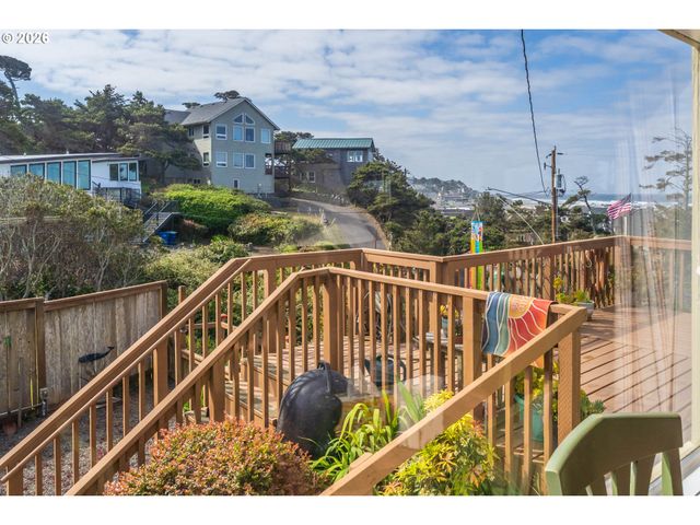 1170 Nw 8TH Ct, Lincoln City, OR 97367