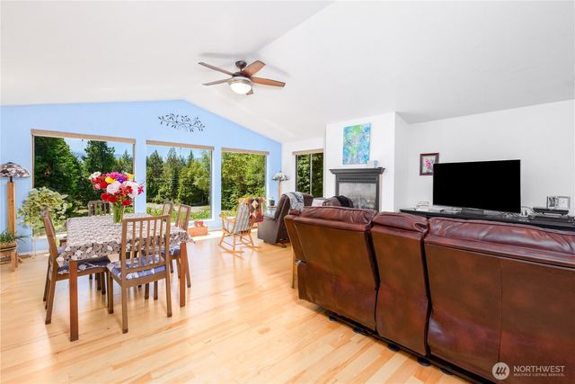 12 Kirner Ridge Lane, Sequim, WA 98382