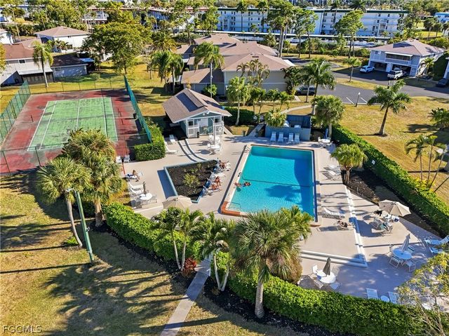 3268 Royal Canadian TRCE 1, Fort Myers, FL 33907