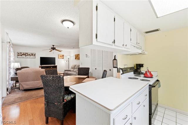 3268 Royal Canadian TRCE 1, Fort Myers, FL 33907