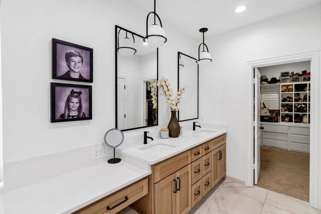 4014 Angelina Court N, De Cordova, TX 76049