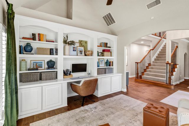 4014 Angelina Court N, De Cordova, TX 76049