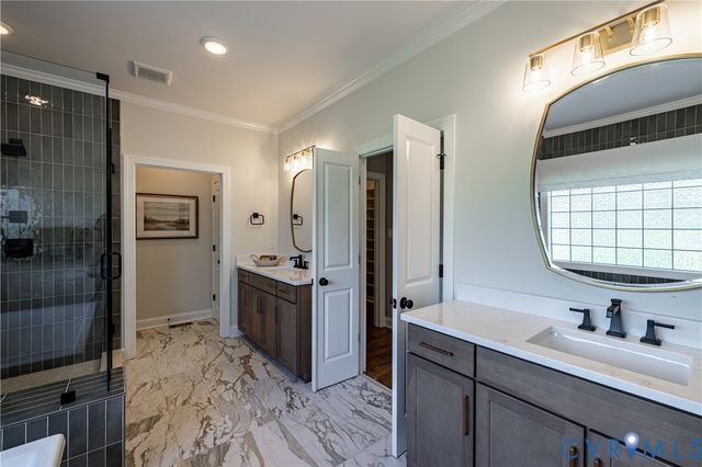 8294 Mount Eagle Rd, Hanover, VA 23005