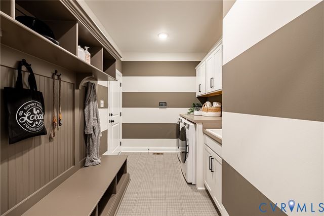 8294 Mount Eagle Rd, Hanover, VA 23005