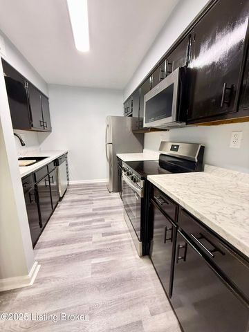 3504 Lodge Ln 330, Louisville, KY 40218