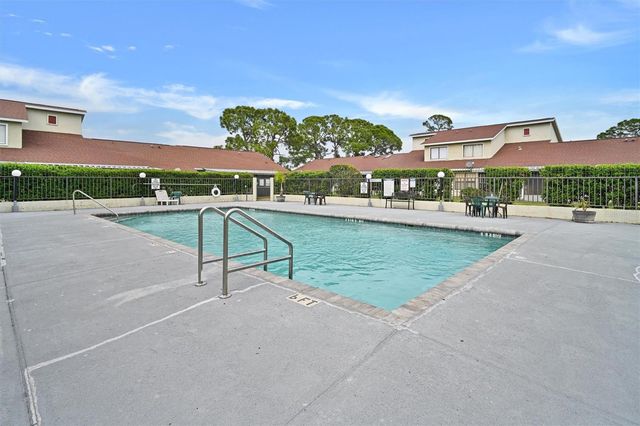 49 PINE ISLAND CIRCLE, Kissimmee, FL 34743