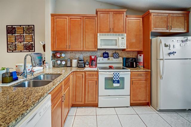 49 PINE ISLAND CIRCLE, Kissimmee, FL 34743