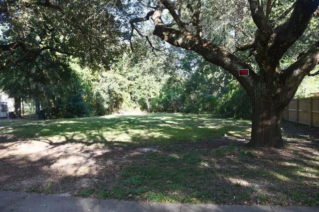 TBD 2ND Avenue, Lake Charles, LA 70601