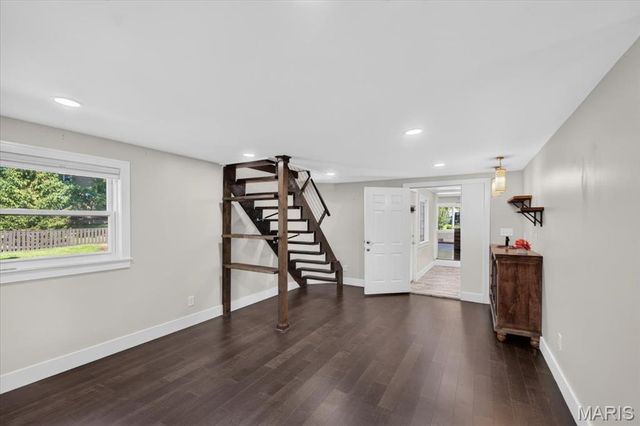 900 Dwyer Avenue, Kirkwood, MO 63122