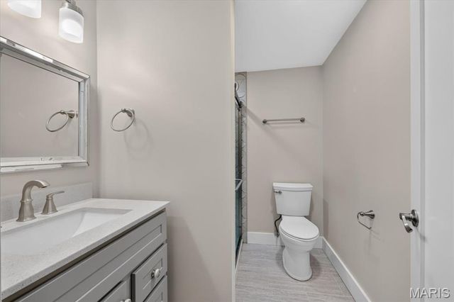 900 Dwyer Avenue, Kirkwood, MO 63122