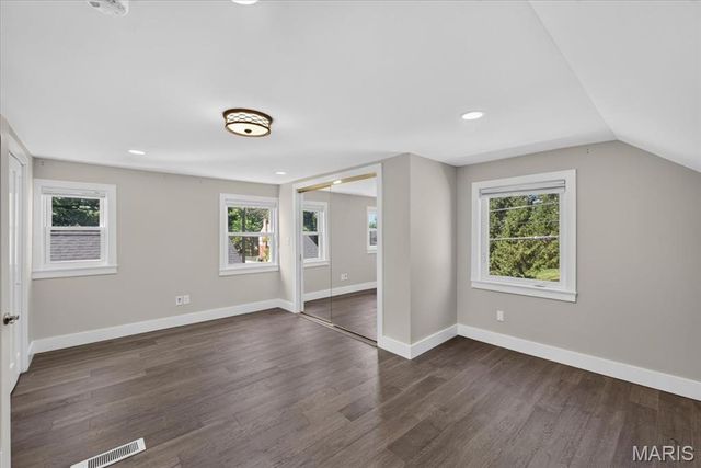 900 Dwyer Avenue, Kirkwood, MO 63122