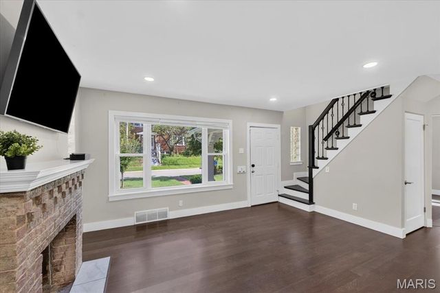 900 Dwyer Avenue, Kirkwood, MO 63122