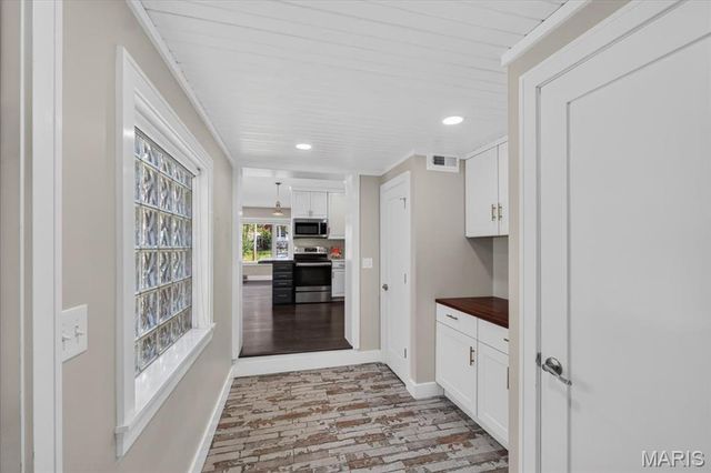 900 Dwyer Avenue, Kirkwood, MO 63122
