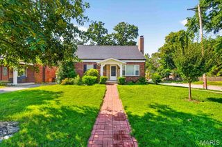 900 Dwyer Avenue, Kirkwood, MO 63122
