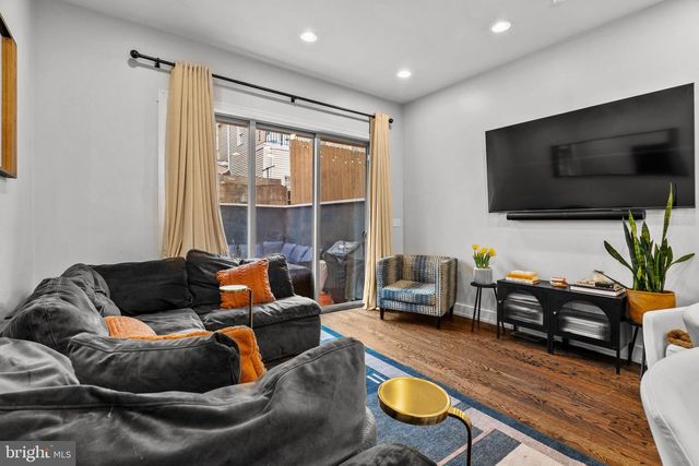 1516 N PALETHORP ST, Philadelphia, PA 19122