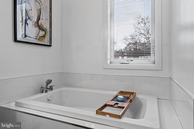 1516 N PALETHORP ST, Philadelphia, PA 19122