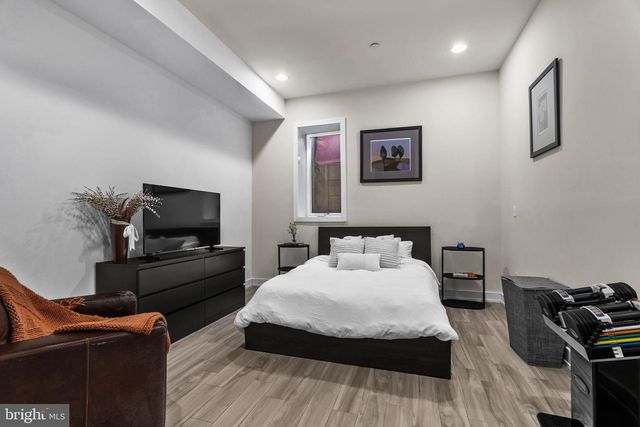 1516 N PALETHORP ST, Philadelphia, PA 19122