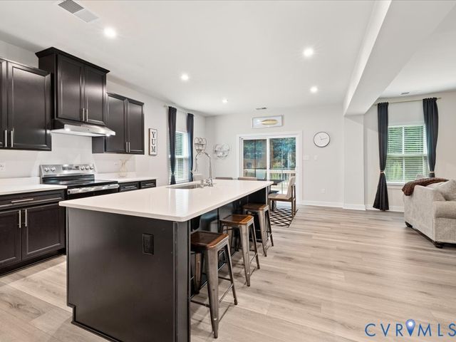 2006 Enon Station Dr, Chester, VA 23836
