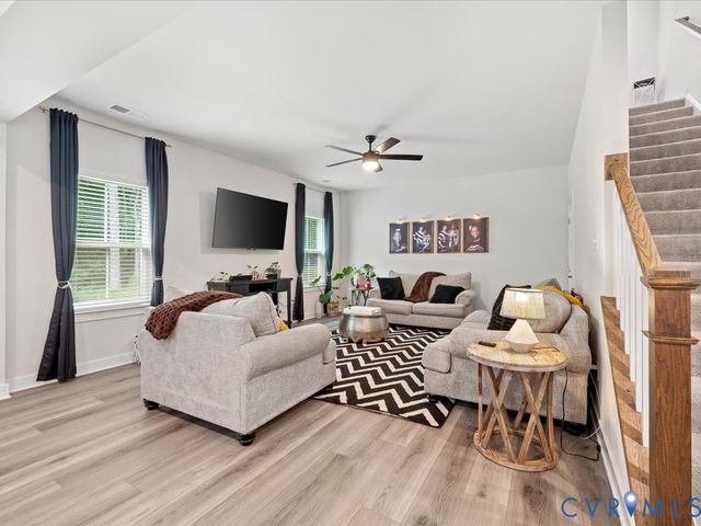 2006 Enon Station Dr, Chester, VA 23836