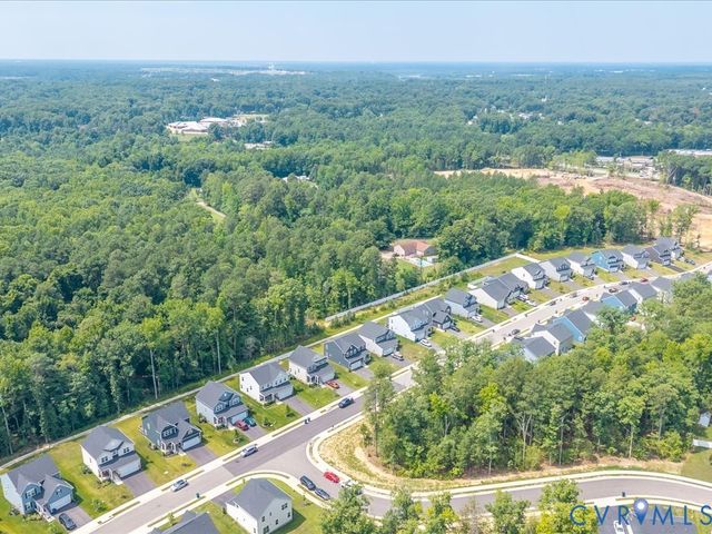 2006 Enon Station Dr, Chester, VA 23836