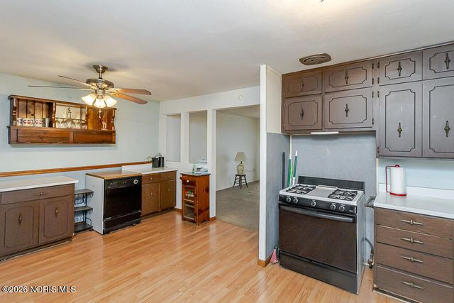 2448 Norma Place, Northwood, OH 43619