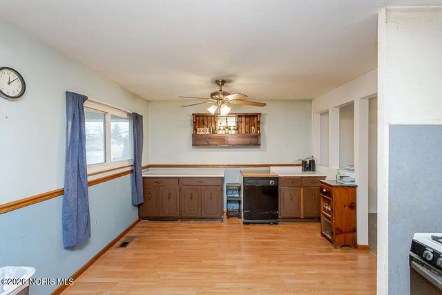 2448 Norma Place, Northwood, OH 43619