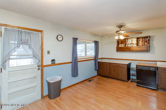 2448 Norma Place, Northwood, OH 43619