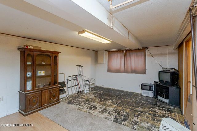 2448 Norma Place, Northwood, OH 43619