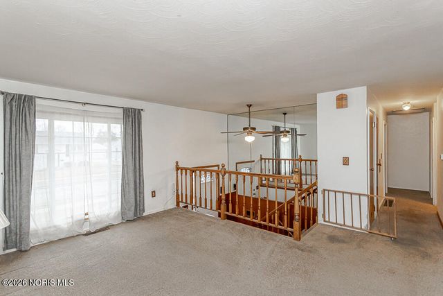 2448 Norma Place, Northwood, OH 43619