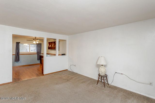 2448 Norma Place, Northwood, OH 43619