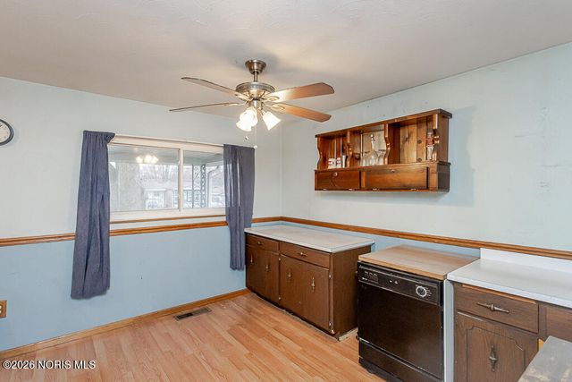 2448 Norma Place, Northwood, OH 43619