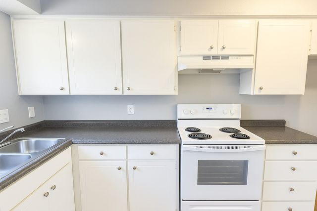 1024 Southmoor Drive 1026, Arlington, TX 76010