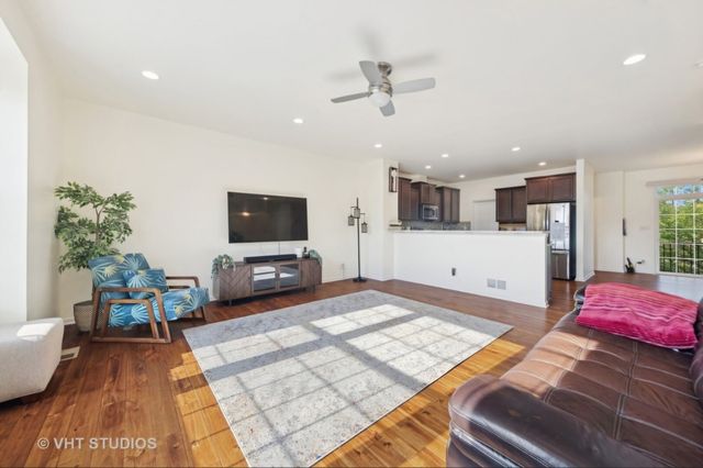 85 Marcel Lane, Schaumburg, IL 60194