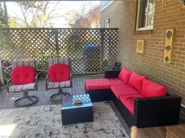 3408 Shoreline DR, Portsmouth, VA 23703