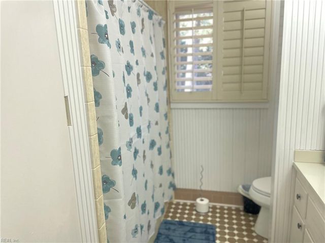 3408 Shoreline DR, Portsmouth, VA 23703