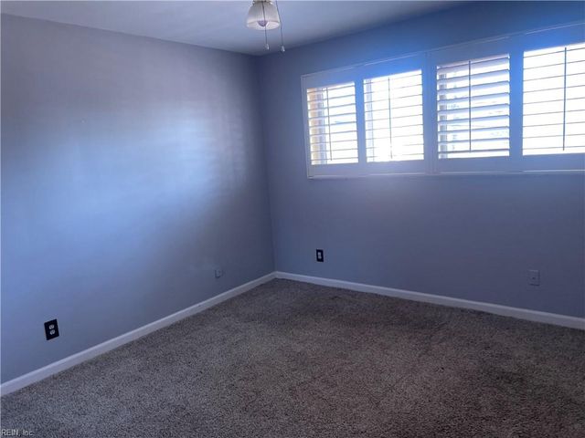 3408 Shoreline DR, Portsmouth, VA 23703