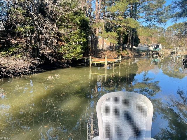 3408 Shoreline DR, Portsmouth, VA 23703