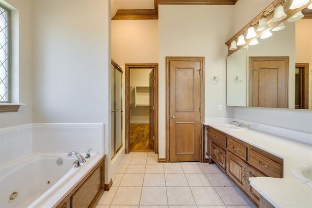 10901 Winelake Drive, Oklahoma City, OK 73170