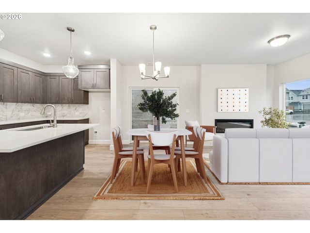 3319 Se Triumph Ave, Hillsboro, OR 97123