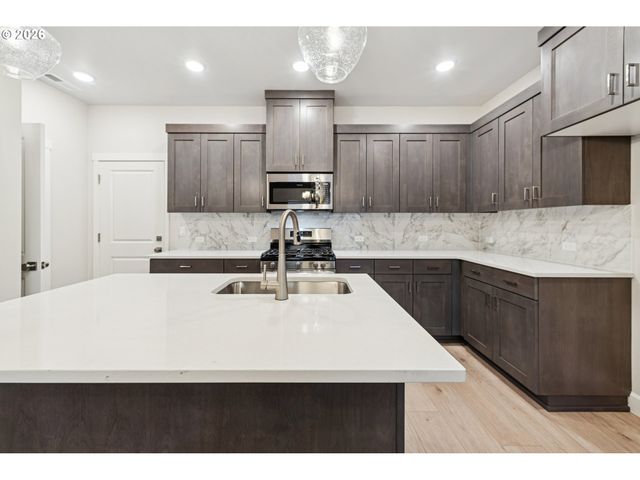 3319 Se Triumph Ave, Hillsboro, OR 97123