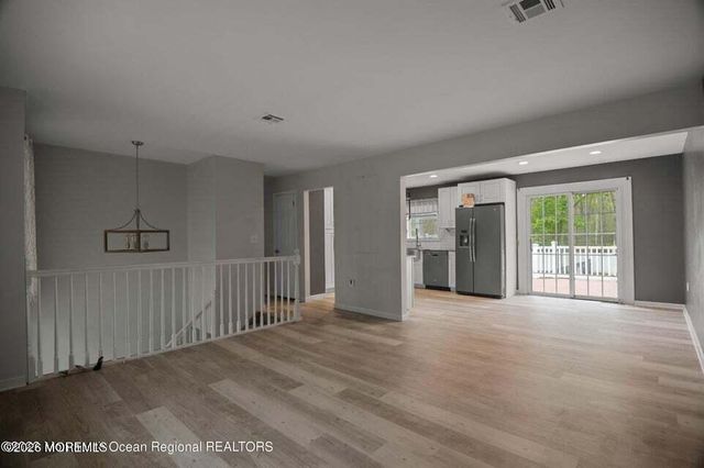 46 Walter Drive, Jackson, NJ 08527
