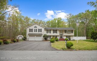 46 Walter Drive, Jackson, NJ 08527