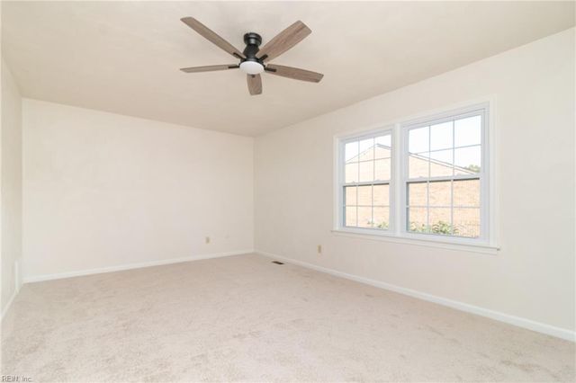 2939 Radcliffe LN N, Chesapeake, VA 23321