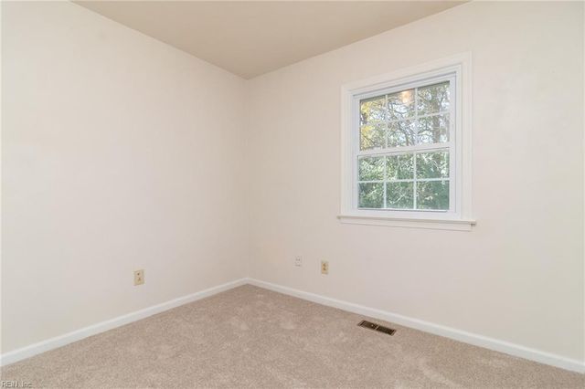 2939 Radcliffe LN N, Chesapeake, VA 23321