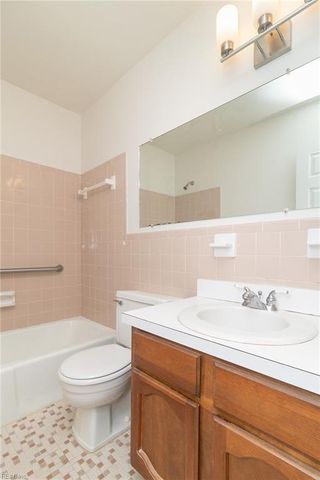 2939 Radcliffe LN N, Chesapeake, VA 23321