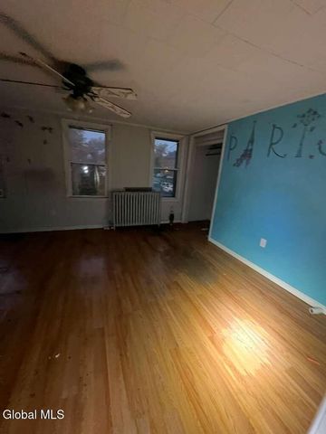 562 2nd Avenue, Troy, NY 12182