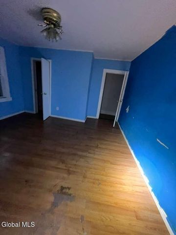 562 2nd Avenue, Troy, NY 12182