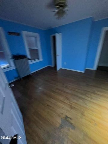 562 2nd Avenue, Troy, NY 12182