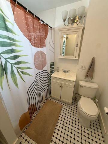 65 Rogers Ave 1, Somerville, MA 02144